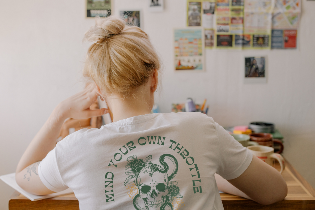 T-Shirt Mind Your Own Throttle